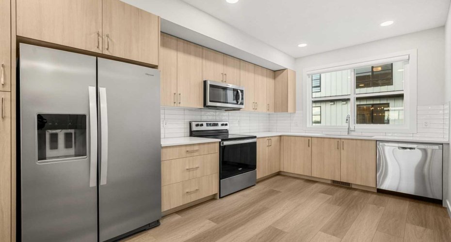 285 CHELSEA Court, Chestermere, Alberta T1X 2W7, 2 Bedrooms Bedrooms, ,3 BathroomsBathrooms,Residential,For Sale,CHELSEA,A2300056