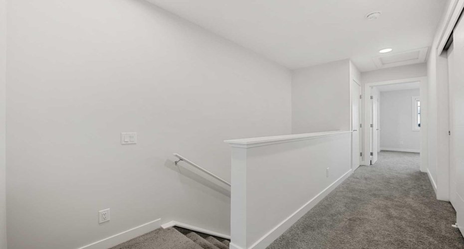 285 CHELSEA Court, Chestermere, Alberta T1X 2W7, 2 Bedrooms Bedrooms, ,3 BathroomsBathrooms,Residential,For Sale,CHELSEA,A2300056