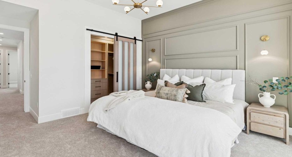 2810 38 Street, Calgary, Alberta T3E3G2, 5 Bedrooms Bedrooms, ,4 BathroomsBathrooms,Residential,For Sale,38,A2300128