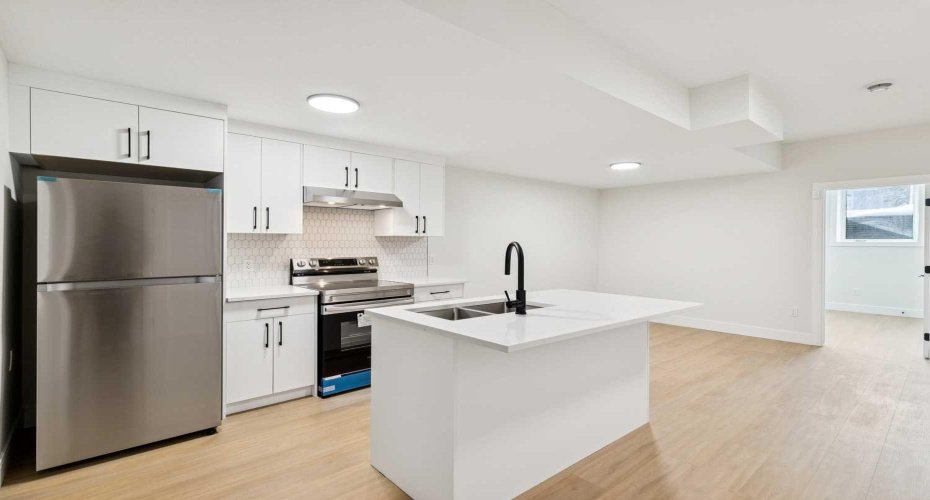 2810 38 Street, Calgary, Alberta T3E3G2, 5 Bedrooms Bedrooms, ,4 BathroomsBathrooms,Residential,For Sale,38,A2300128