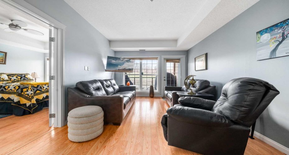 201 River Ridge Drive, Medicine Hat, Alberta T1A 8V5, 1 Bedroom Bedrooms, ,1 BathroomBathrooms,Residential,For Sale,River Ridge,A2300347