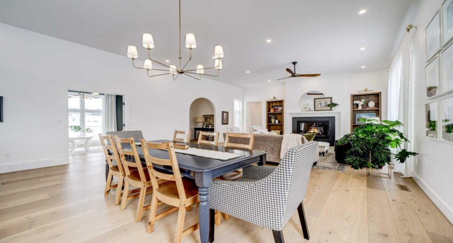 5 Quarry Bank Road, Raymond, Alberta T0K 2S0, 5 Bedrooms Bedrooms, ,3 BathroomsBathrooms,Residential,For Sale,Quarry Bank,A2300382