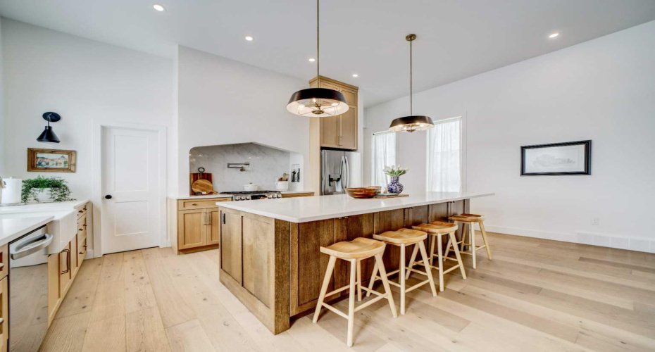 5 Quarry Bank Road, Raymond, Alberta T0K 2S0, 5 Bedrooms Bedrooms, ,3 BathroomsBathrooms,Residential,For Sale,Quarry Bank,A2300382