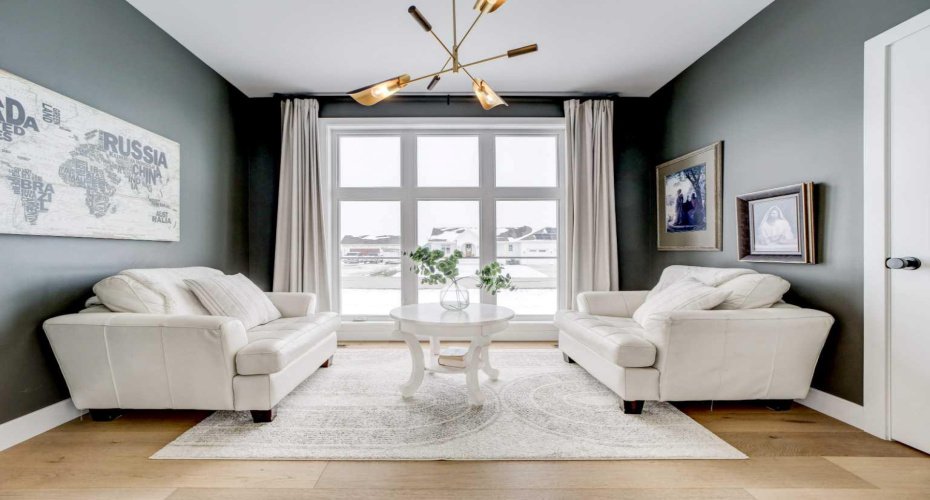 5 Quarry Bank Road, Raymond, Alberta T0K 2S0, 5 Bedrooms Bedrooms, ,3 BathroomsBathrooms,Residential,For Sale,Quarry Bank,A2300382