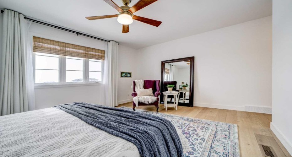 5 Quarry Bank Road, Raymond, Alberta T0K 2S0, 5 Bedrooms Bedrooms, ,3 BathroomsBathrooms,Residential,For Sale,Quarry Bank,A2300382