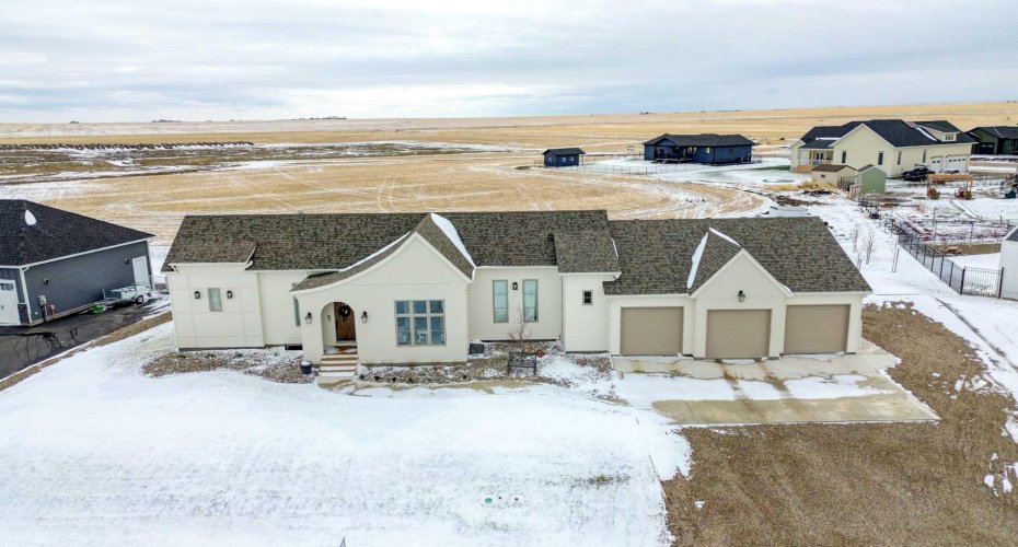 5 Quarry Bank Road, Raymond, Alberta T0K 2S0, 5 Bedrooms Bedrooms, ,3 BathroomsBathrooms,Residential,For Sale,Quarry Bank,A2300382