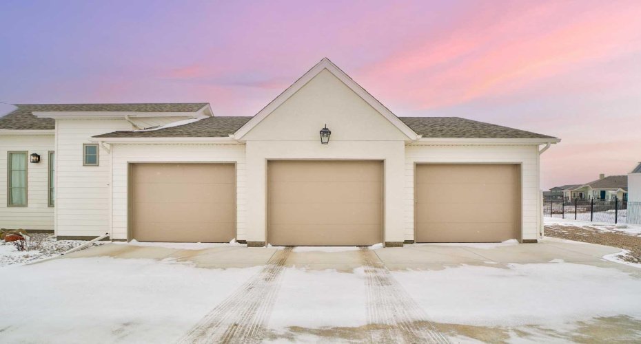 5 Quarry Bank Road, Raymond, Alberta T0K 2S0, 5 Bedrooms Bedrooms, ,3 BathroomsBathrooms,Residential,For Sale,Quarry Bank,A2300382