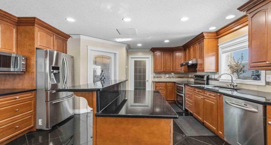 Kitchen with Granite counter tops