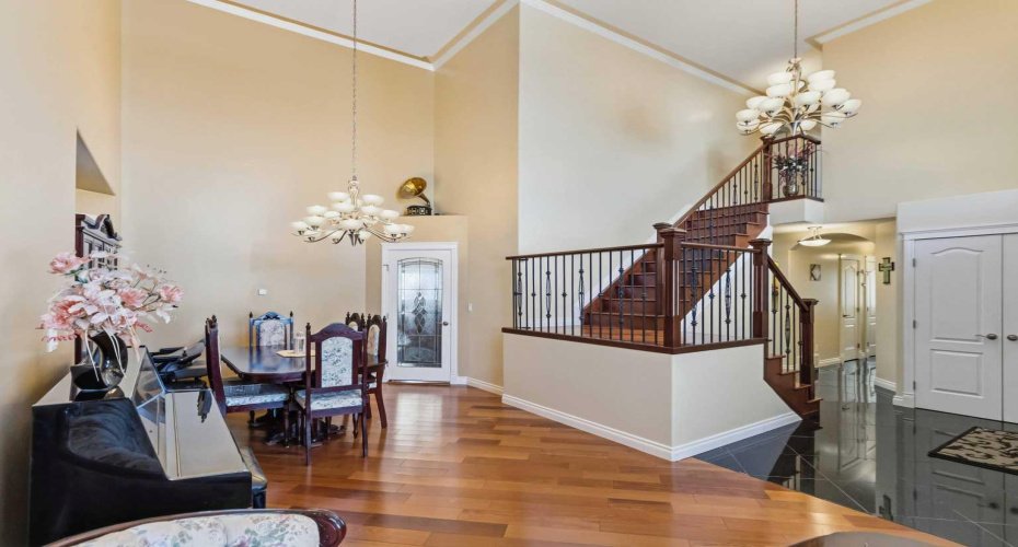 127 Pew Lane, Fort McMurray, Alberta T9K 0A8, 7 Bedrooms Bedrooms, ,4 BathroomsBathrooms,Residential,For Sale,Pew,A2301089