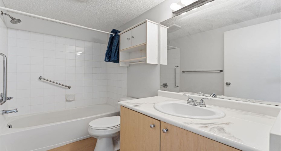 4975 130 Avenue, Calgary, Alberta T2Z 4P2, 2 Bedrooms Bedrooms, ,2 BathroomsBathrooms,Residential,For Sale,130,A2301194