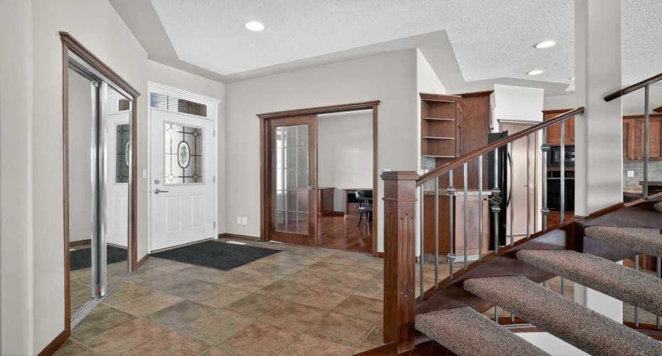 70 Panatella Circle, Calgary, Alberta T3K 5Z7, 5 Bedrooms Bedrooms, ,4 BathroomsBathrooms,Residential,For Sale,Panatella,A2301330