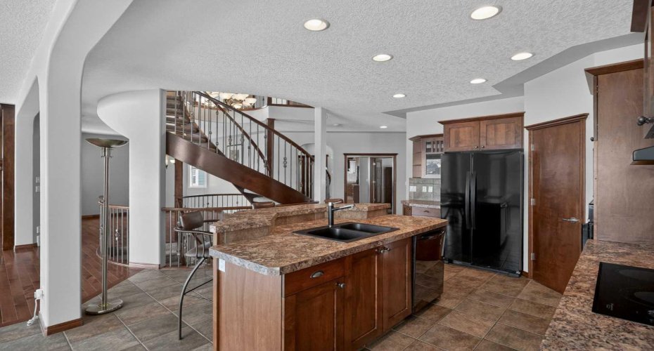 70 Panatella Circle, Calgary, Alberta T3K 5Z7, 5 Bedrooms Bedrooms, ,4 BathroomsBathrooms,Residential,For Sale,Panatella,A2301330