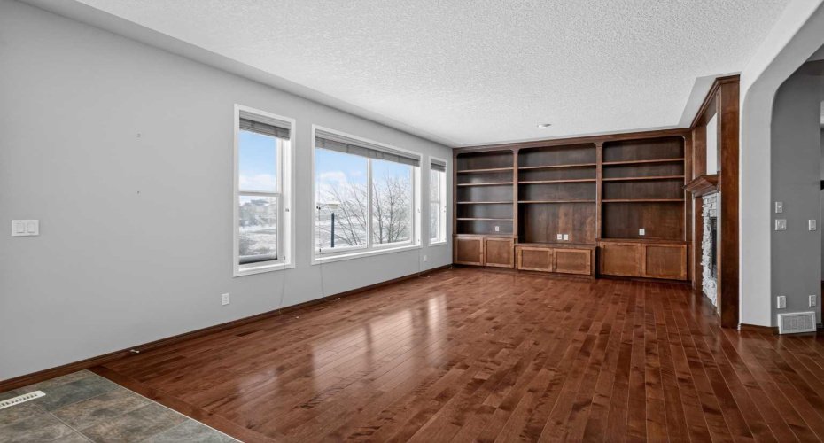 70 Panatella Circle, Calgary, Alberta T3K 5Z7, 5 Bedrooms Bedrooms, ,4 BathroomsBathrooms,Residential,For Sale,Panatella,A2301330