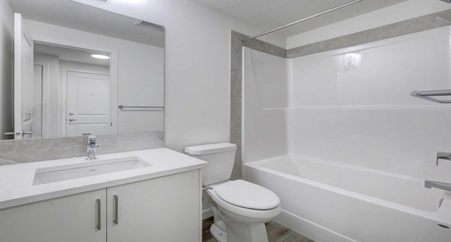 47 Lewisburg Manor, Calgary, Alberta T3P 2N7, 6 Bedrooms Bedrooms, ,4 BathroomsBathrooms,Residential,For Sale,Lewisburg,A2301813