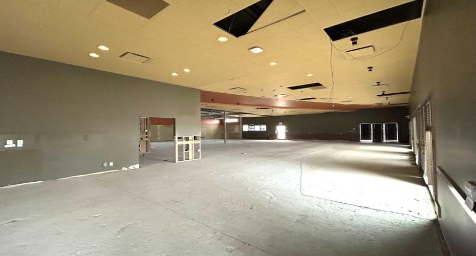 2030 Strachan Road, Medicine Hat, Alberta T1B 4J8, ,Commercial,For Lease,Strachan,A2301997