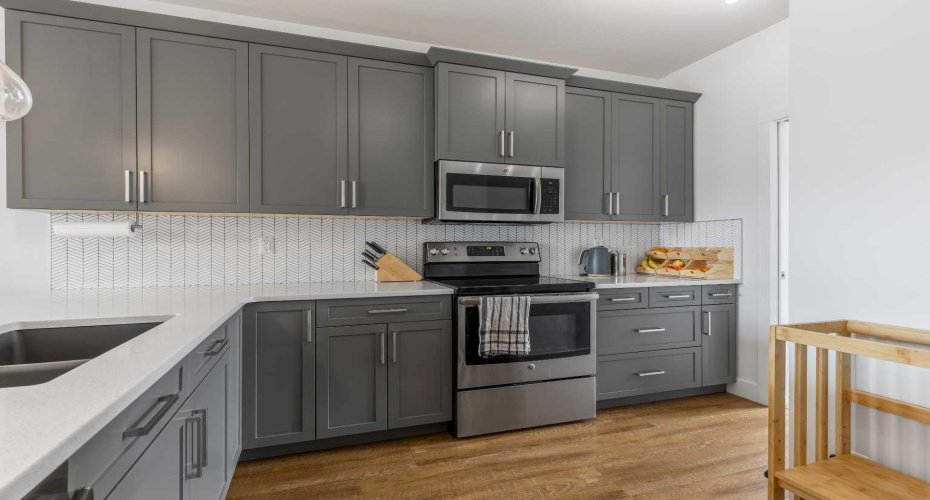 784 Coalbrook Close, Lethbridge, Alberta T1J 5M9, 5 Bedrooms Bedrooms, ,4 BathroomsBathrooms,Residential,For Sale,Coalbrook,A2302027