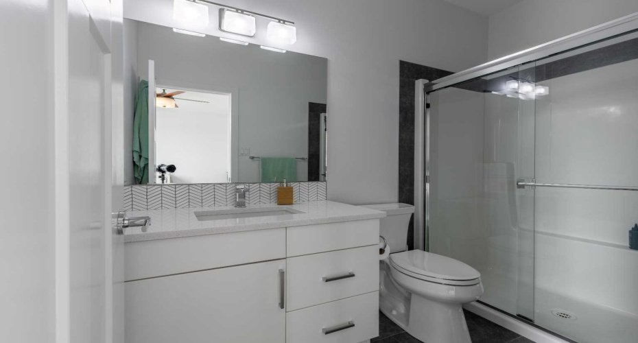 784 Coalbrook Close, Lethbridge, Alberta T1J 5M9, 5 Bedrooms Bedrooms, ,4 BathroomsBathrooms,Residential,For Sale,Coalbrook,A2302027