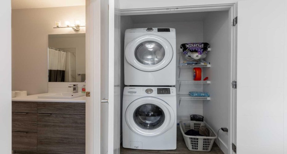 784 Coalbrook Close, Lethbridge, Alberta T1J 5M9, 5 Bedrooms Bedrooms, ,4 BathroomsBathrooms,Residential,For Sale,Coalbrook,A2302027