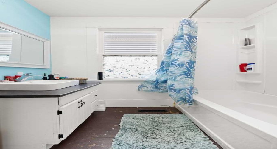 471 10 Street, Medicine Hat, Alberta T1A1R2, 3 Bedrooms Bedrooms, ,1 BathroomBathrooms,Residential,For Sale,10,A2302095