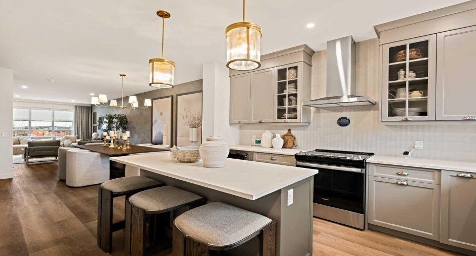 193 Silver Spruce Road, Calgary, Alberta T2X 6L3, 3 Bedrooms Bedrooms, ,3 BathroomsBathrooms,Residential,For Sale,Silver Spruce,A2302366