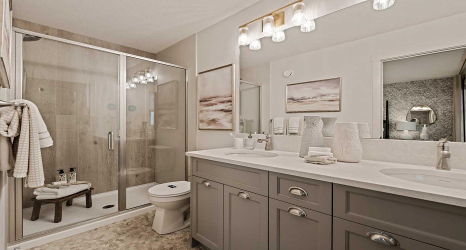 193 Silver Spruce Road, Calgary, Alberta T2X 6L3, 3 Bedrooms Bedrooms, ,3 BathroomsBathrooms,Residential,For Sale,Silver Spruce,A2302366