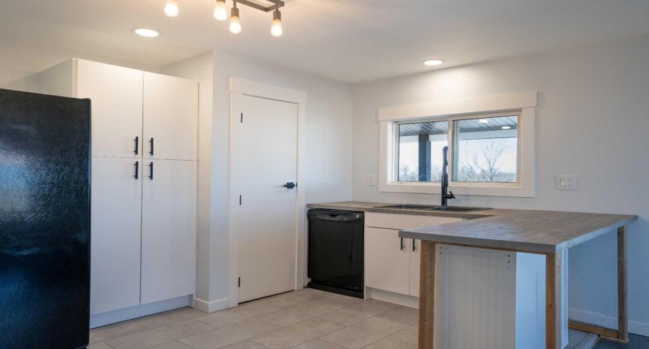 1617 Feltham Drive, Pelican Point, Alberta T0B 3C0, 3 Bedrooms Bedrooms, ,2 BathroomsBathrooms,Residential,For Sale,Feltham,A2302426