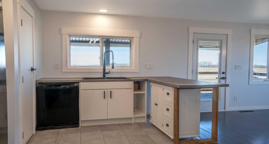 1617 Feltham Drive, Pelican Point, Alberta T0B 3C0, 3 Bedrooms Bedrooms, ,2 BathroomsBathrooms,Residential,For Sale,Feltham,A2302426