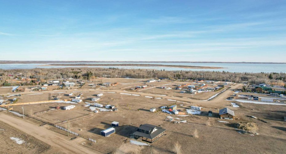 1617 Feltham Drive, Pelican Point, Alberta T0B 3C0, 3 Bedrooms Bedrooms, ,2 BathroomsBathrooms,Residential,For Sale,Feltham,A2302426