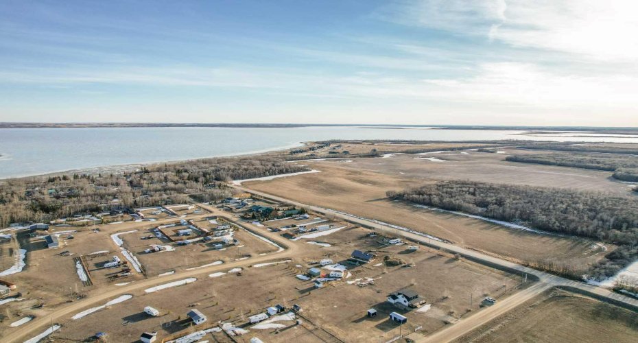 1617 Feltham Drive, Pelican Point, Alberta T0B 3C0, 3 Bedrooms Bedrooms, ,2 BathroomsBathrooms,Residential,For Sale,Feltham,A2302426