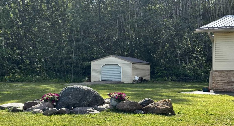 Rge Rd 240, Rural Northern Lights, County of, Alberta T0H 2M0, 5 Bedrooms Bedrooms, ,2 BathroomsBathrooms,Residential,For Sale,240,A2302488