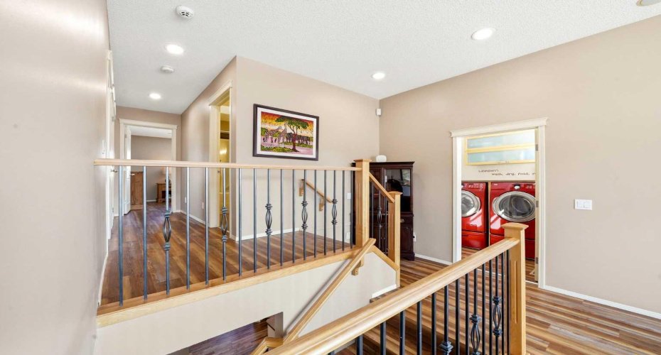 101 Cougarstone Manor, Calgary, Alberta T3H5N5, 3 Bedrooms Bedrooms, ,3 BathroomsBathrooms,Residential,For Sale,Cougarstone,A2302495