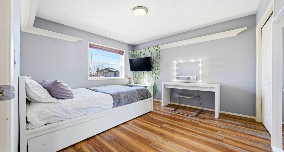 101 Cougarstone Manor, Calgary, Alberta T3H5N5, 3 Bedrooms Bedrooms, ,3 BathroomsBathrooms,Residential,For Sale,Cougarstone,A2302495