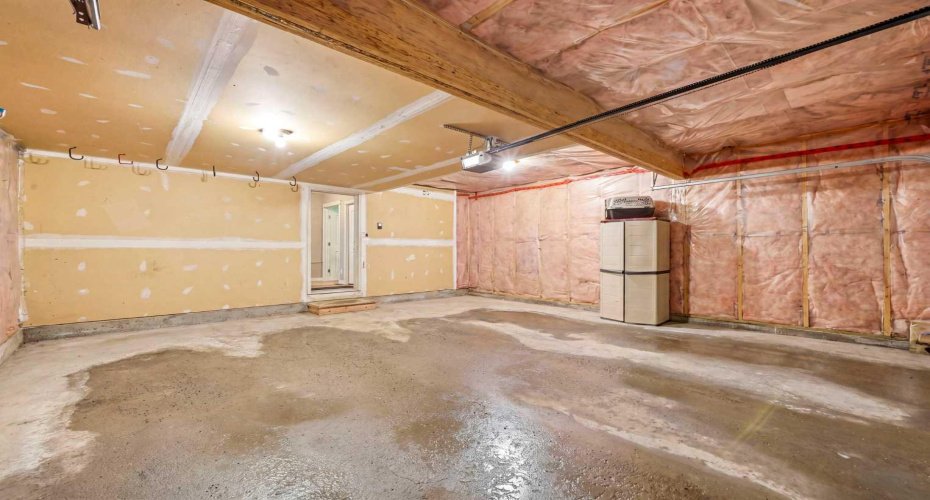 101 Cougarstone Manor, Calgary, Alberta T3H5N5, 3 Bedrooms Bedrooms, ,3 BathroomsBathrooms,Residential,For Sale,Cougarstone,A2302495