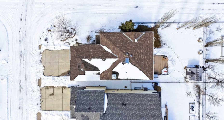 101 Cougarstone Manor, Calgary, Alberta T3H5N5, 3 Bedrooms Bedrooms, ,3 BathroomsBathrooms,Residential,For Sale,Cougarstone,A2302495