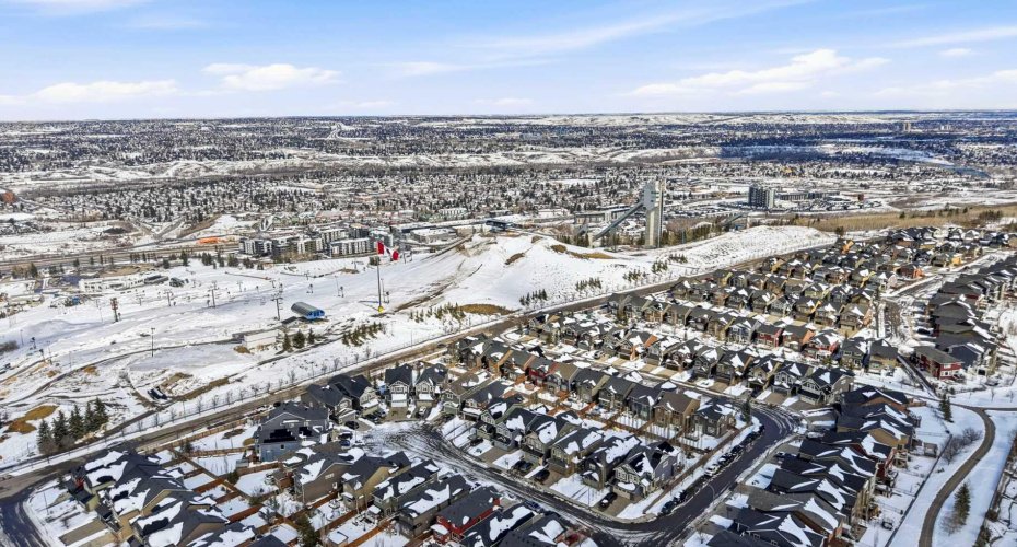 101 Cougarstone Manor, Calgary, Alberta T3H5N5, 3 Bedrooms Bedrooms, ,3 BathroomsBathrooms,Residential,For Sale,Cougarstone,A2302495