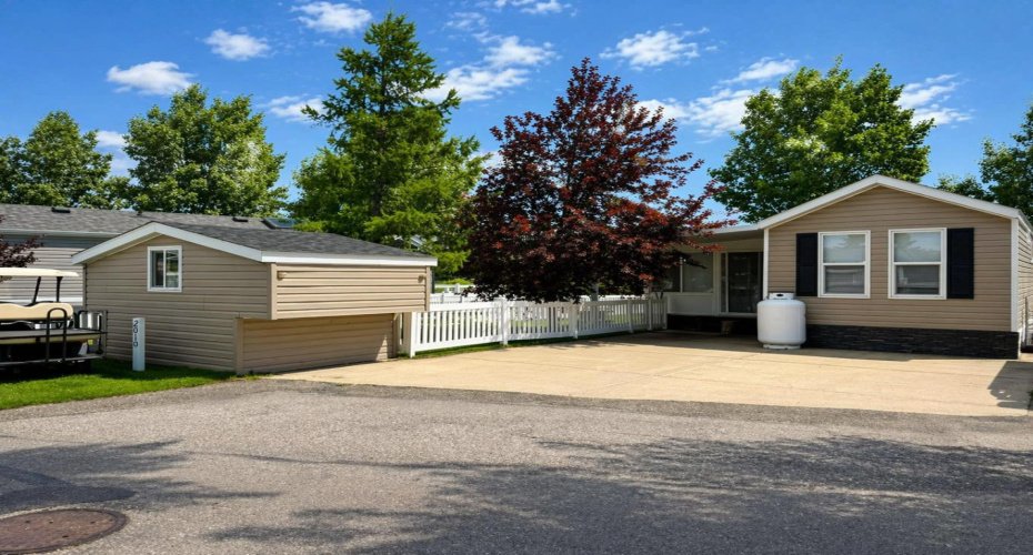 Welcome to 2010 at Gleniffer Lake Resort!