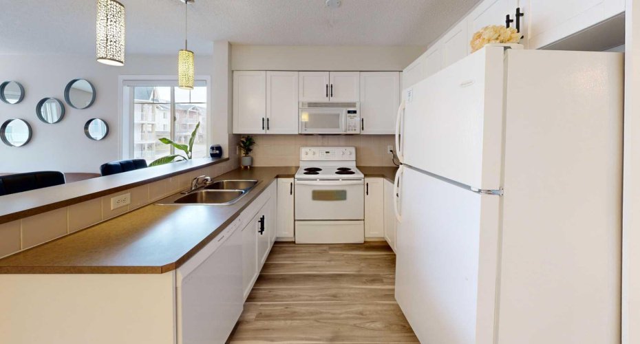 70 Panamount Drive, Calgary, Alberta T3K6G7, 2 Bedrooms Bedrooms, ,2 BathroomsBathrooms,Residential,For Sale,Panamount,A2302607