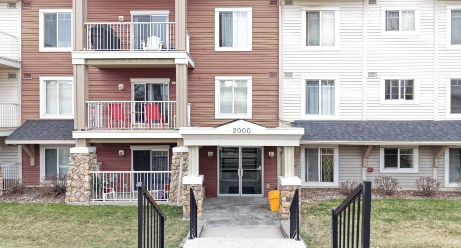 70 Panamount Drive, Calgary, Alberta T3K6G7, 2 Bedrooms Bedrooms, ,2 BathroomsBathrooms,Residential,For Sale,Panamount,A2302607