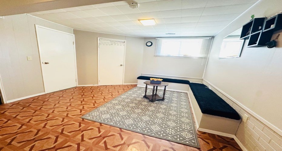 15 Pinecliff Close, Calgary, Alberta T1Y 4N3, 3 Bedrooms Bedrooms, ,2 BathroomsBathrooms,Residential,For Sale,Pinecliff,A2302671