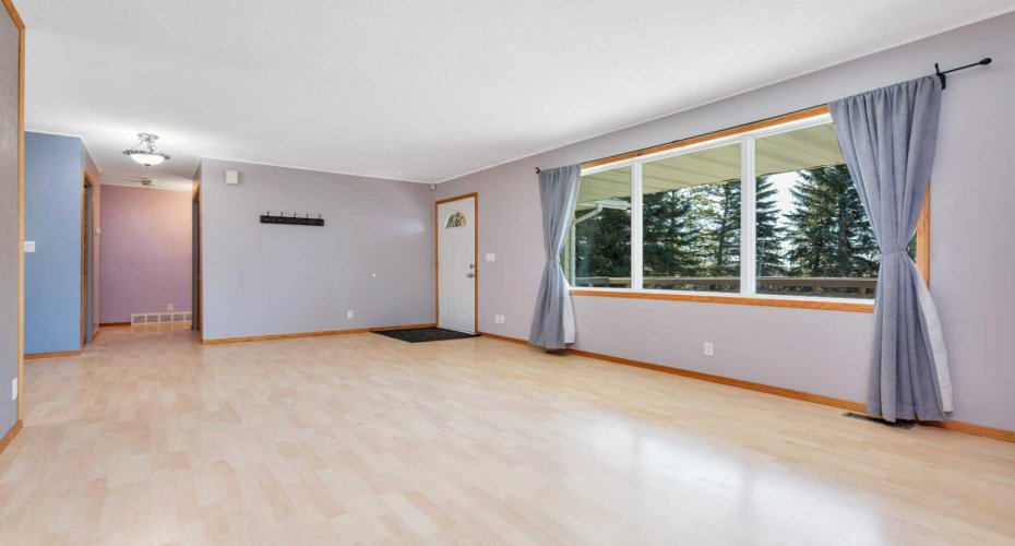 303 ZION Road, Rural Clearwater County, Alberta T0M 0P0, 3 Bedrooms Bedrooms, ,2 BathroomsBathrooms,Residential,For Sale,ZION,A2302686