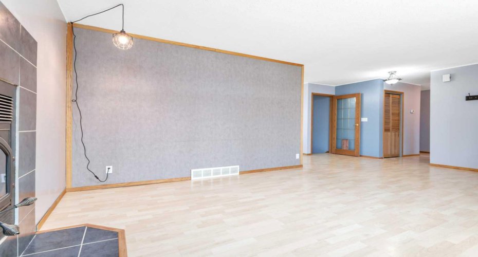 303 ZION Road, Rural Clearwater County, Alberta T0M 0P0, 3 Bedrooms Bedrooms, ,2 BathroomsBathrooms,Residential,For Sale,ZION,A2302686