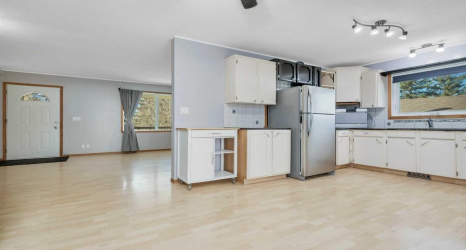 303 ZION Road, Rural Clearwater County, Alberta T0M 0P0, 3 Bedrooms Bedrooms, ,2 BathroomsBathrooms,Residential,For Sale,ZION,A2302686