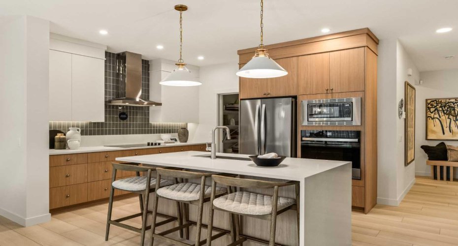 103 Silver Spruce Grove, Calgary, Alberta T2X 5M1, 3 Bedrooms Bedrooms, ,4 BathroomsBathrooms,Residential,For Sale,Silver Spruce,A2302713