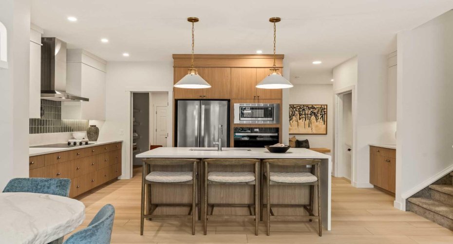 103 Silver Spruce Grove, Calgary, Alberta T2X 5M1, 3 Bedrooms Bedrooms, ,4 BathroomsBathrooms,Residential,For Sale,Silver Spruce,A2302713