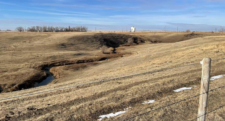 124025 Range Road 214, Picture Butte, Alberta T0K 1V0, 4 Bedrooms Bedrooms, ,3 BathroomsBathrooms,Residential,For Sale,Range Road 214,A2302760