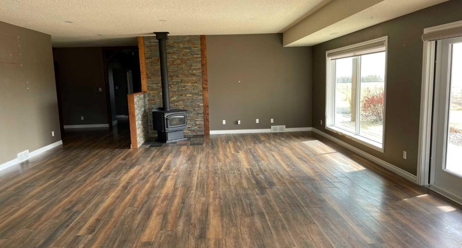 124025 Range Road 214, Picture Butte, Alberta T0K 1V0, 4 Bedrooms Bedrooms, ,3 BathroomsBathrooms,Residential,For Sale,Range Road 214,A2302760