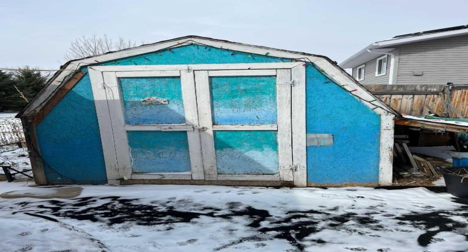 505 4 Street, Stirling, Alberta T0K 2E0, 2 Bedrooms Bedrooms, ,1 BathroomBathrooms,Residential,For Sale,4,A2302848