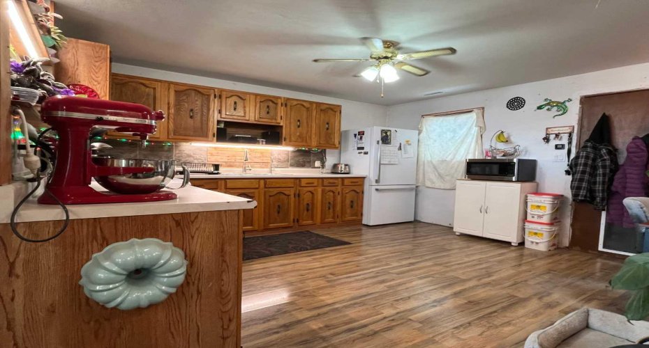 505 4 Street, Stirling, Alberta T0K 2E0, 2 Bedrooms Bedrooms, ,1 BathroomBathrooms,Residential,For Sale,4,A2302848