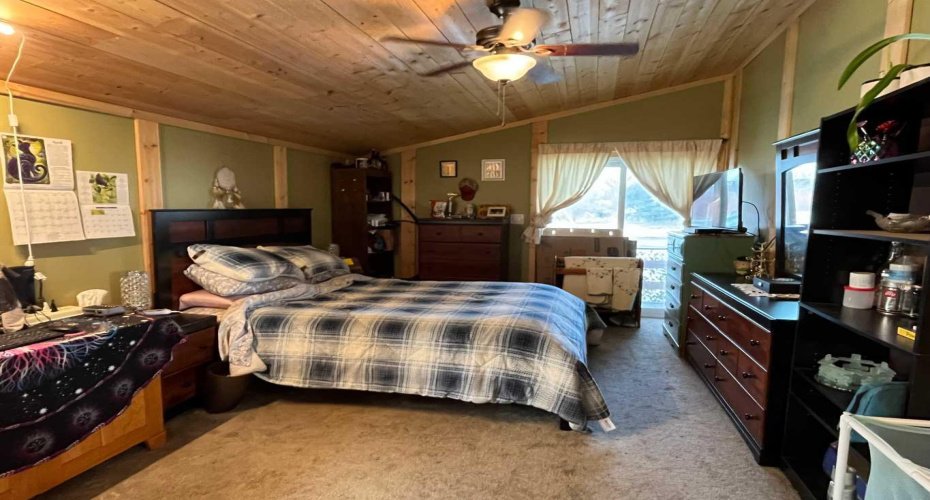 505 4 Street, Stirling, Alberta T0K 2E0, 2 Bedrooms Bedrooms, ,1 BathroomBathrooms,Residential,For Sale,4,A2302848