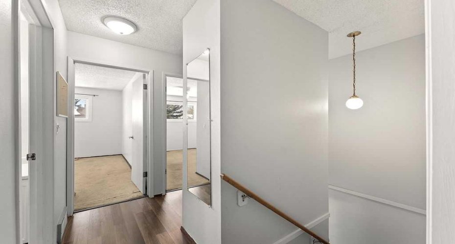 5520 1 Avenue, Calgary, Alberta T2A 5Z7, 3 Bedrooms Bedrooms, ,2 BathroomsBathrooms,Residential,For Sale,1,A2302865